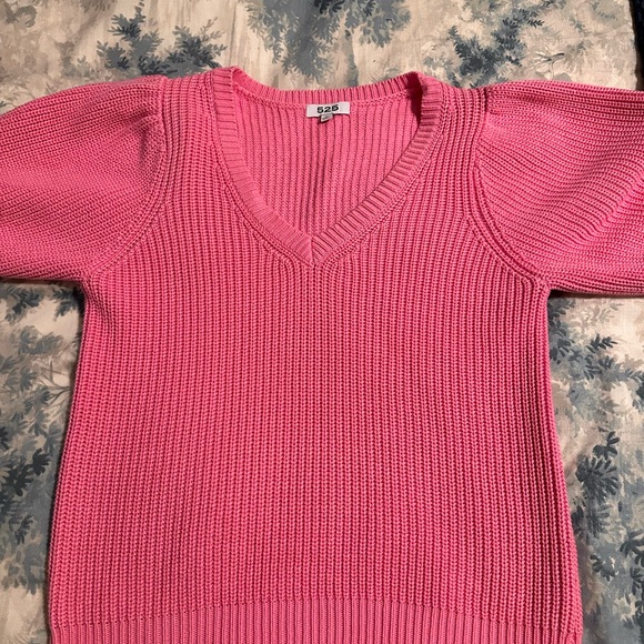 Worn once 525 AMERICAN SHORT SLEEVE SWEATER MEDIUM - Picture 5 of 8
